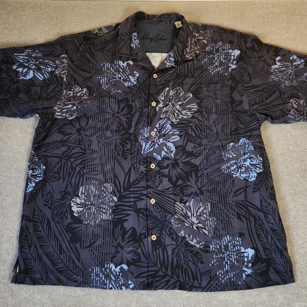 Tommy Bahama Dark Patterned Casual Shirt